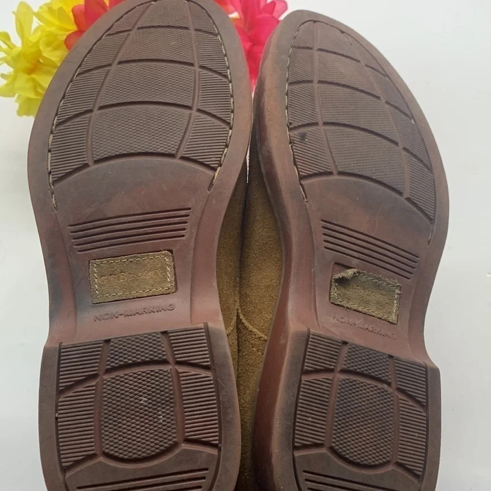 G.H. Bass Pasadena Tan Suede Oxford Sz 8.5D. MS1367C